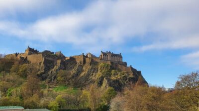 Edinburgh Castle: 120-Minute In-Depth Tour with Expert Guide