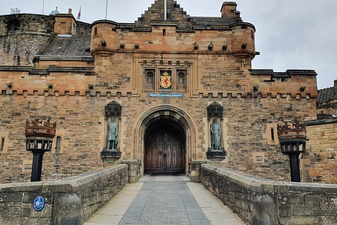 Edinburgh Castle Highlights Tour with Tickets, Map, and Guide - What you can see after the guided hour and a half