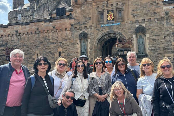 Edinburgh Castle & Royal Mile Walking Tour - Ticket Included - Key points to know before booking