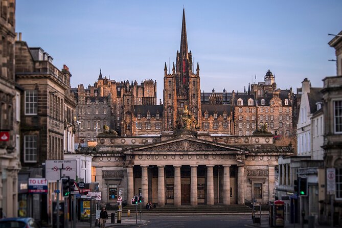 Edinburgh Full Day Walking Tour with Castle Included -Small Group - Key points at a glance