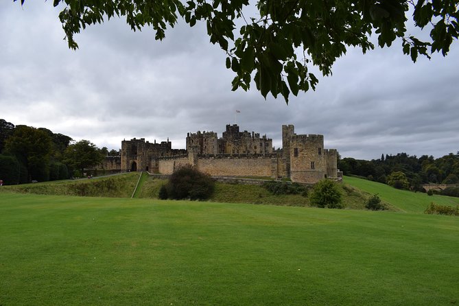 Edinburgh: Holy Island, Alnwick Castle & Kingdom of Northumbria - Should you book it?