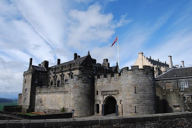Edinburgh: Loch Lomond, Stirling Castle and the Kelpies Day Tour - Stirling Castle: the day’s main event