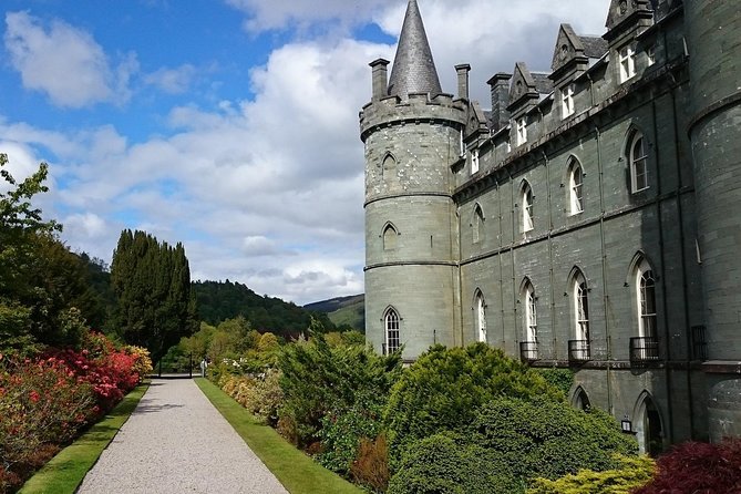 Edinburgh: West Highland Lochs, Mountains & Castles - Kilchurn Castle is the route’s great ruined-castle view