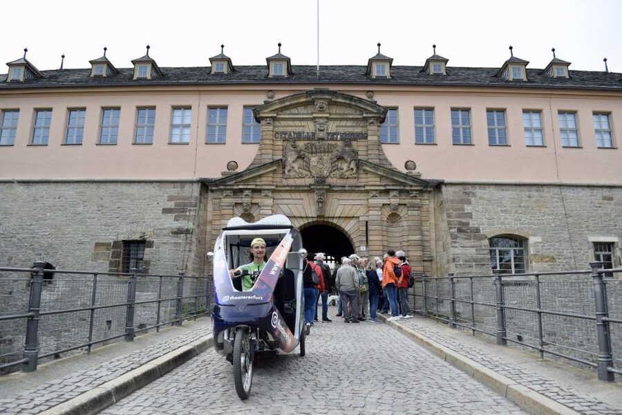Erfurt: Guided Petersberg Citadel Tour by E-Rickshaw - Baroque Gate, Drawbridge, and High Walls