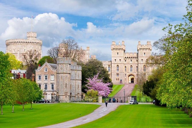 Extended visit: Windsor Castle & Stonehenge - The guide can make or break the road time