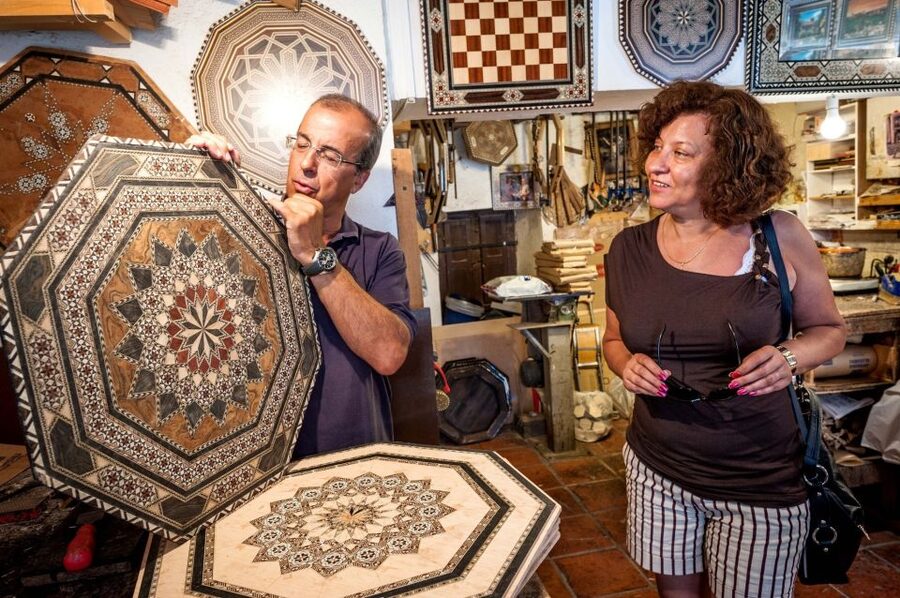 Fast-Track Alhambra & Nasrid Palaces Guided Tour - Is $63 per person good value?