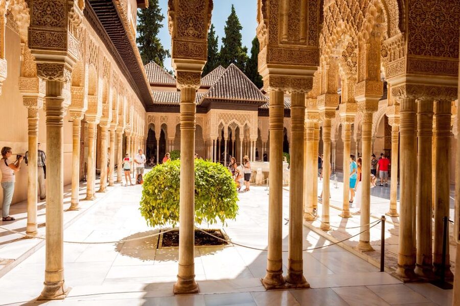 Fast-Track Alhambra & Nasrid Palaces Guided Tour - Palace of Charles V and the Bath of the Mosque