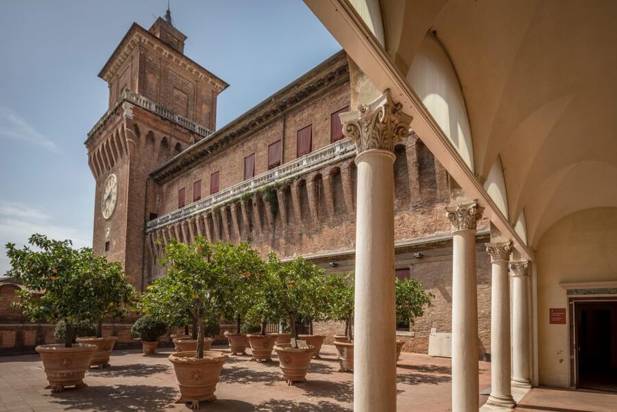 Ferrara: Estense Castle Guided Tour - Meeting under the arcade at the castle courtyard