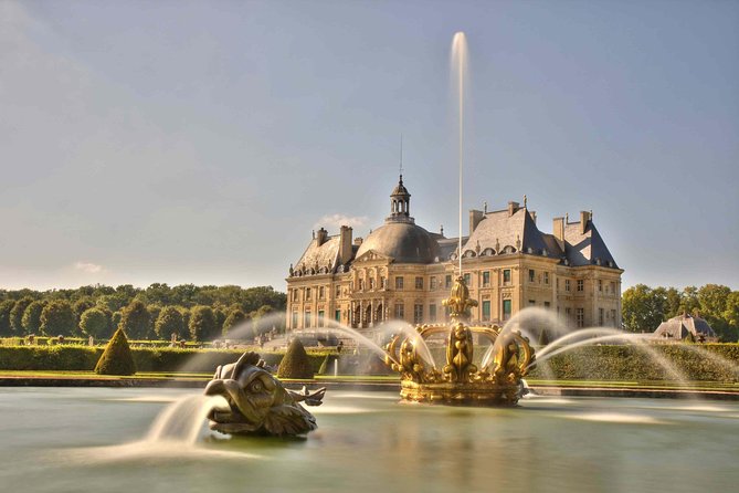 Fontainebleau and Vaux le Vicomte Chateaux Day Trip from Paris - Why the Self-Guided Format Matters