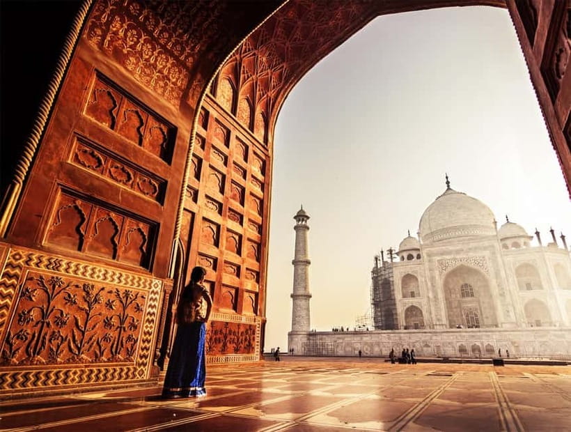 From Agra: Half Day Sunrise Tour of Taj Mahal with Agra Fort - Breakfast break before the second monument