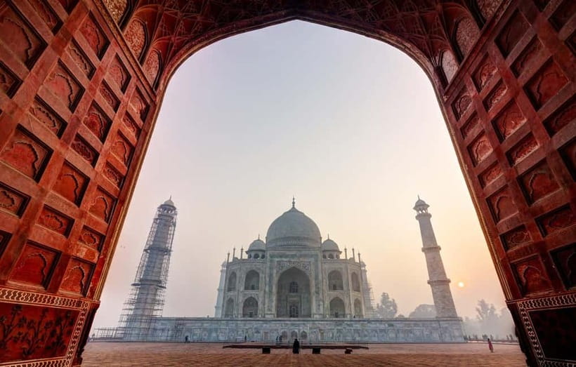 From Agra: Half Day Sunrise Tour of Taj Mahal with Agra Fort - Agra Fort, where power replaced romance