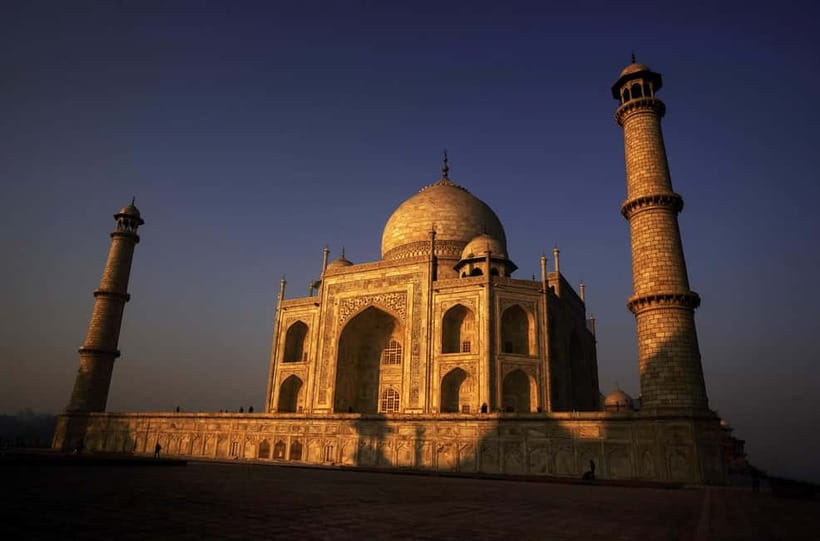 From Agra: Half Day Sunrise Tour of Taj Mahal with Agra Fort - How the private format affects the experience