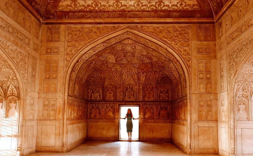 From Agra: Half Day Sunrise Tour of Taj Mahal with Agra Fort - What the $38 price really covers