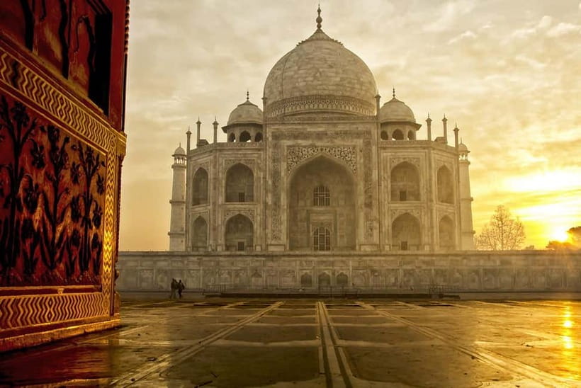 From Agra: Half Day Sunrise Tour of Taj Mahal with Agra Fort - Seeing the Taj Mahal in changing morning light