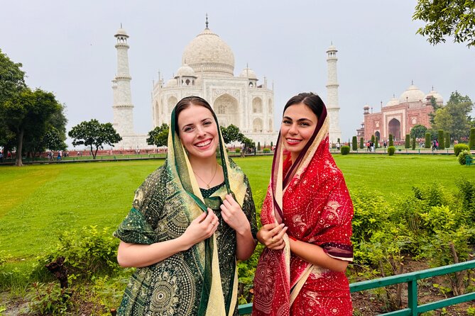 From Agra - Taj Mahal, Agra Fort and More - Spending three hours at the Taj Mahal