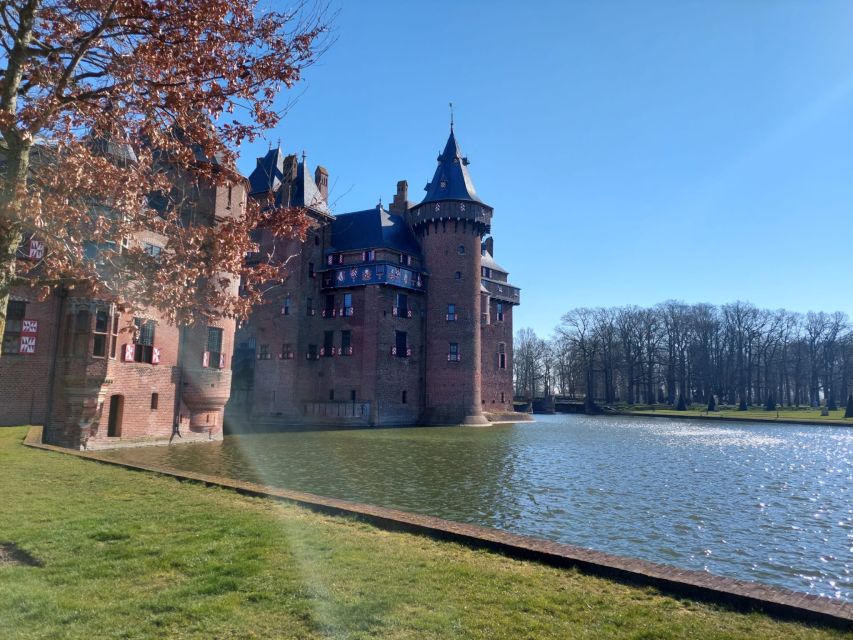 From Amsterdam: Castle De Haar Guided Tour - Three hours for gardens, water views, and the park