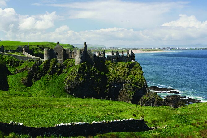 From Belfast-Giants Causeway, Dunluce Castle and Dark Hedges tour - Food, bathrooms, and the realities of a tight schedule