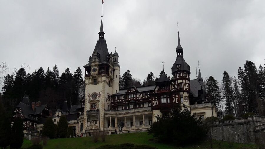 From Brasov: Peles Castle, Bran Castle & Cantacuzino Castle - Is $99 good value?