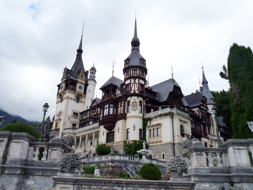 From Brașov: Romanian Castle Tour with Bran and Peles - Who should book this tour?