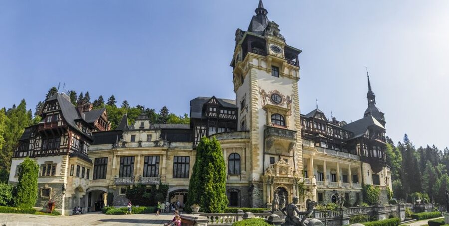 From Brașov: Romanian Castle Tour with Bran and Peles - Why this castle day trip works from Brașov