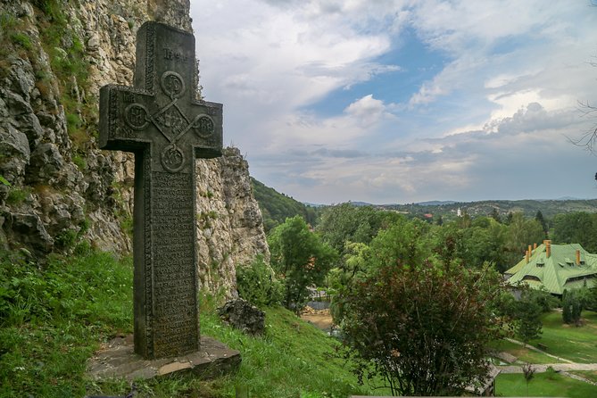 From Brasov: Small-group tour Bran, Rasnov, and Peles Castles - The real price: $82.23 plus admissions