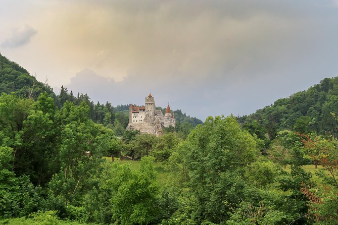 From Brasov: Small-group tour Bran, Rasnov, and Peles Castles - Who should book this castle tour?