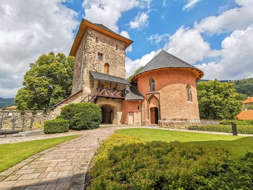 From Bratislava: Dracula Nosferatu - Orava Castle Day Tour - Why Orava Castle makes the long drive worthwhile
