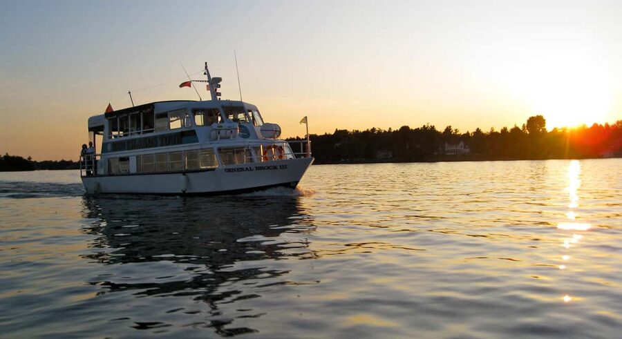 From Brockville: 1000 Islands 2.5-Hour Singer Castle Cruise - Starting at Brockville’s Block House Island