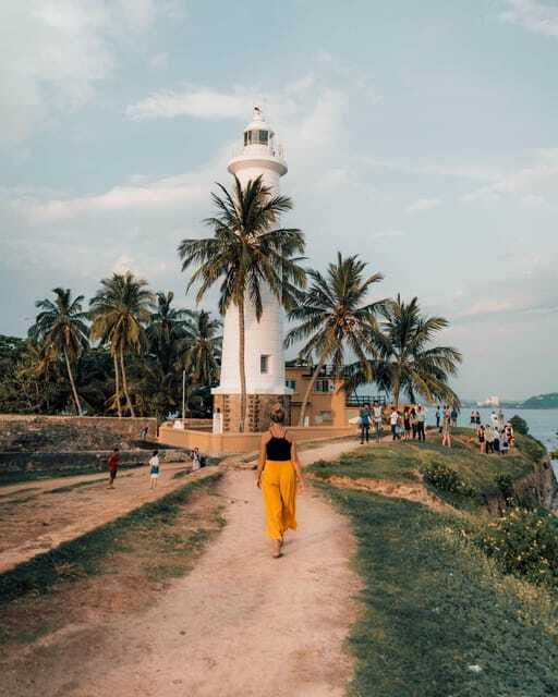 From Colombo to Galle Fort and Unawatuna Beach Day Trip - Hikkaduwa Coral Beach and a short coastal pause