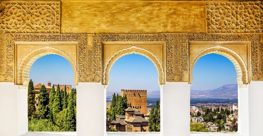 From Costa del Sol or Malaga: Granada and Alhambra Tour - The long ride from Malaga to Granada