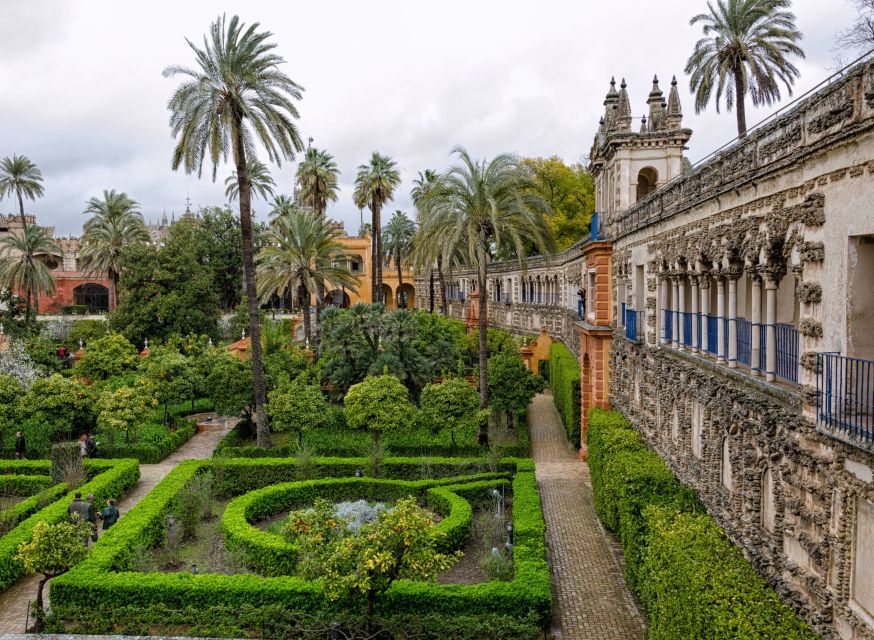 From Costa del Sol: Sevilla Day Trip with Real Alcázar Tour - The long ride from the Costa del Sol