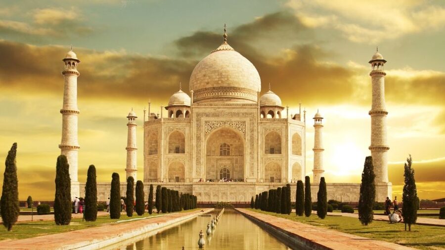 From Delhi: 2-Day Private Agra Trip w/ Taj Mahal & Agra Fort - Itimad-ud-Daulah and the small-scale side of Mughal design