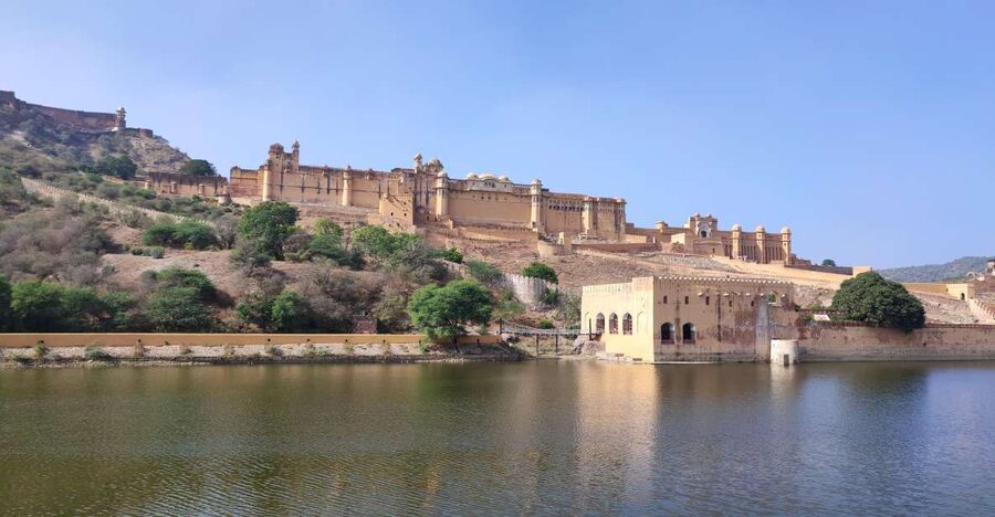 From Delhi: Private Jaipur & Amber Fort Guided Tour by Car - City Palace shows Jaipur’s royal side