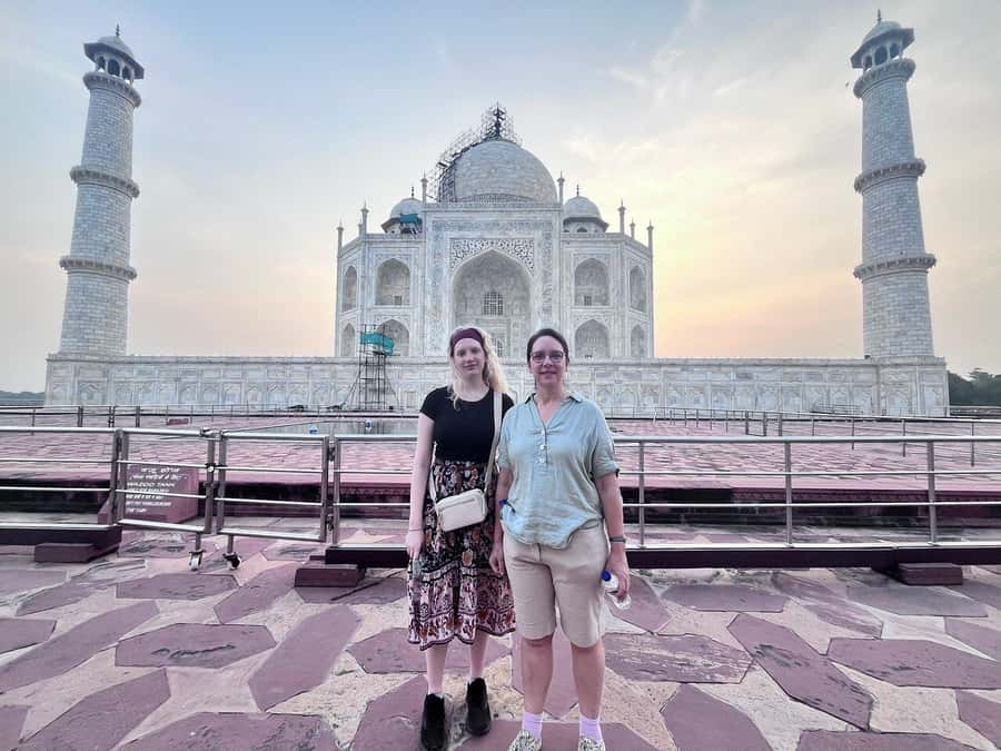 From Delhi: Private Taj Mahal, Agra Fort & Baby Taj Day Tour - The private drive from Delhi to Agra