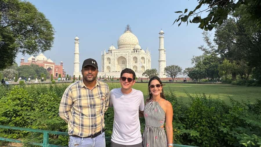 From Delhi: Private Taj Mahal, Baby Taj & Agra Fort Day Trip - Choosing between sunrise and a later start