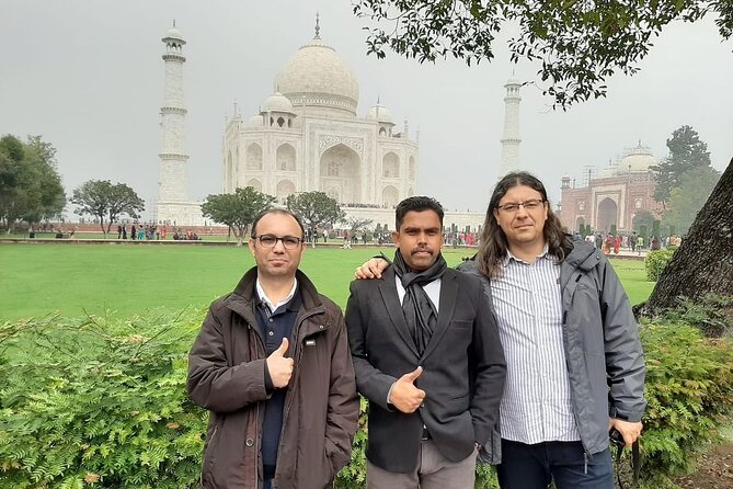 From Delhi: Private Taj Mahal Sunrise, Baby Taj & Fort Tour - Agra Fort and the Mughal seat of power