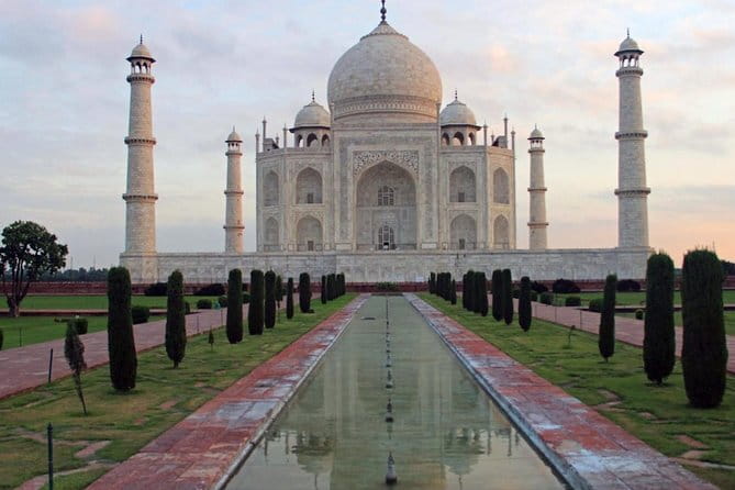 From Delhi: Private Taj Mahal Sunrise Tour with Agra Fort - Price, inclusions, and real value