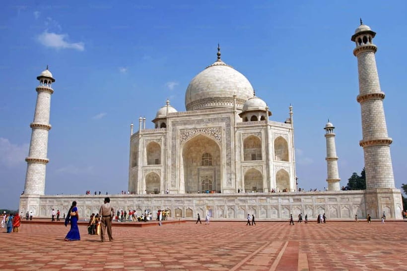 From Delhi: Taj Mahal & Agra Fort Private Day Tour By Car - The road from Delhi to Agra