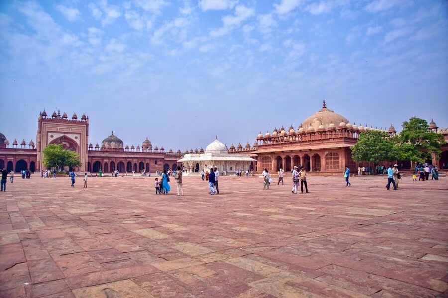 From Delhi: Taj Mahal Sunrise, Agra Fort & Baby Taj Day Tour - Baby Taj rewards close attention