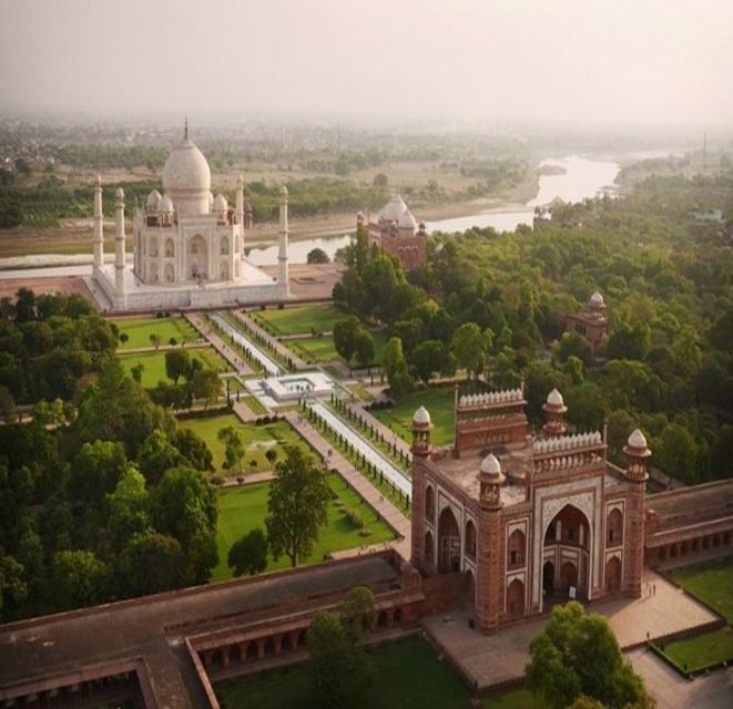 From Delhi: Taj Mahal Sunrise and Agra Fort Private Day Trip - Delhi pickup and the long road to Agra