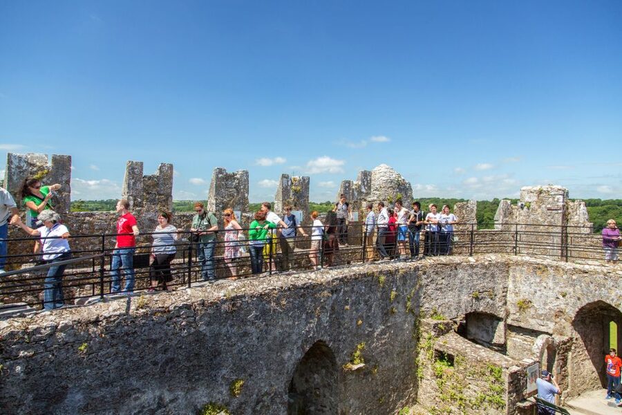 From Dublin: Blarney, Rock of Cashel and Cahir Castles Tour - Who should take this tour?