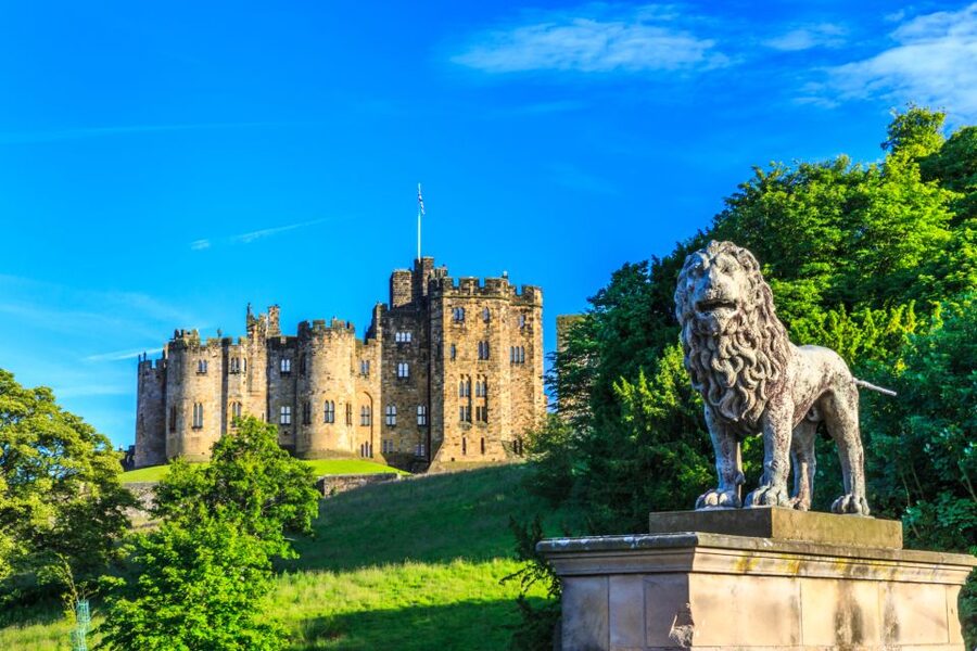 From Edinburgh: Alnwick Castle and Scottish Borders Tour - Dunbar and the final ride back to Edinburgh