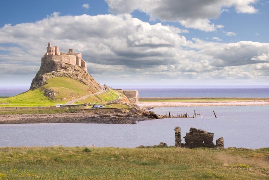From Edinburgh: Holy Island, Alnwick Castle & Northumbria - Should you book this Northumbria day trip?
