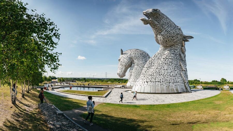 From Edinburgh: Loch Lomond, Stirling Castle & Kelpies Tour - Stirling Castle, the day’s major historic stop
