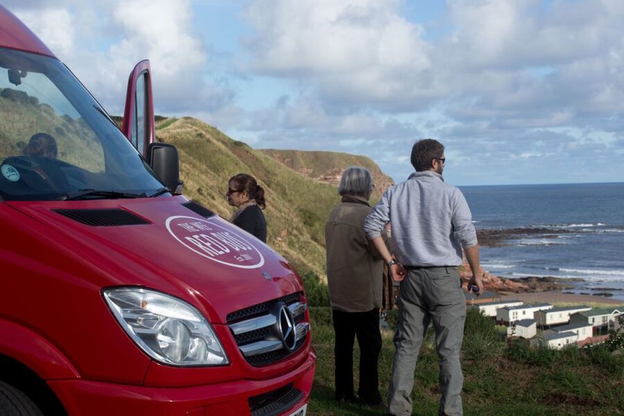 From Edinburgh: Viking Coast & Alnwick Castle Day Tour - Alnwick Castle, the Windsor of the North