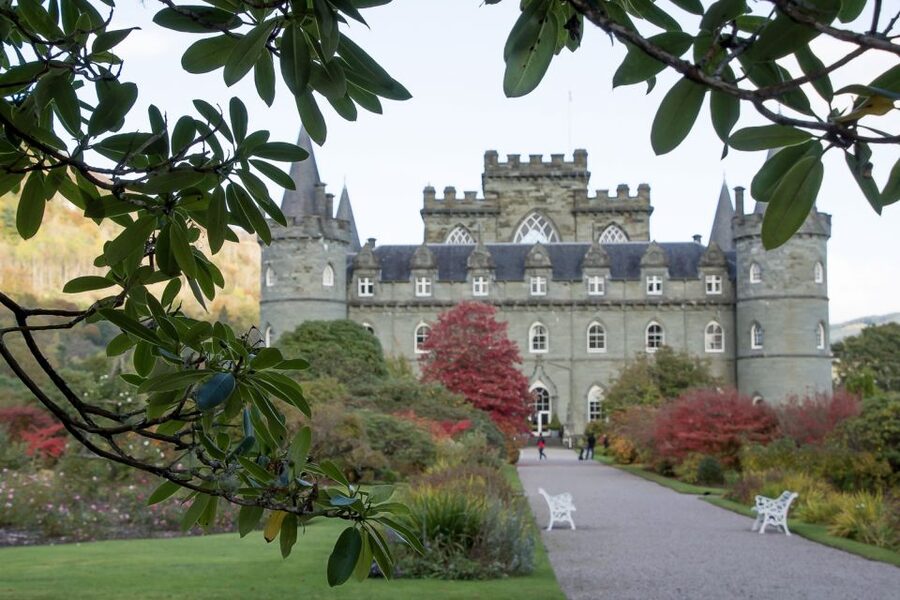 From Edinburgh: West Highland Lochs and Castles Day Trip - What this Edinburgh Highland tour really offers
