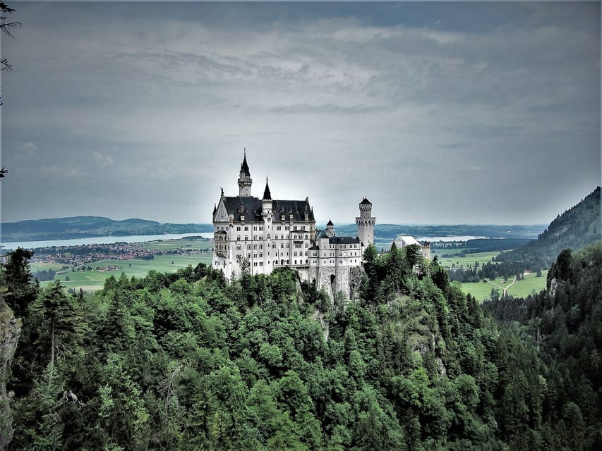 From Füssen: Neuschwanstein & Linderhof Castles Private Tour - Why this private Bavaria day works