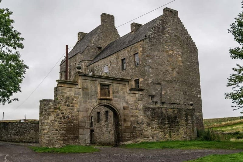 From Glasgow: Castles, Clans & Outlander Day Tour - Doune Castle, your first taste of Castle Leoch