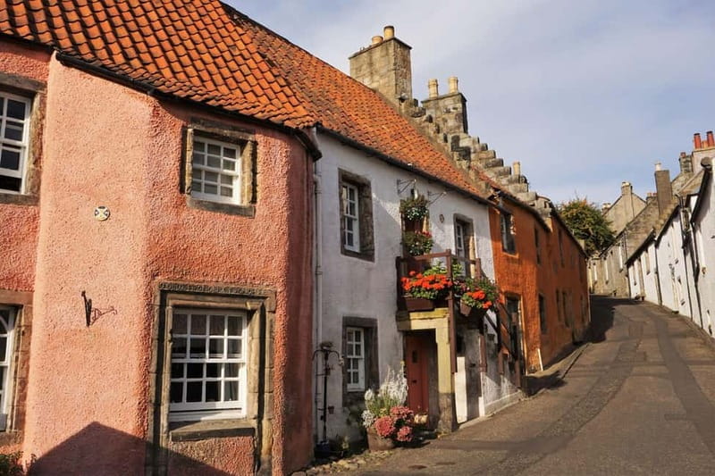 From Glasgow: Outlander Castles and The Scottish Countryside - Culross is the day’s most charming walk