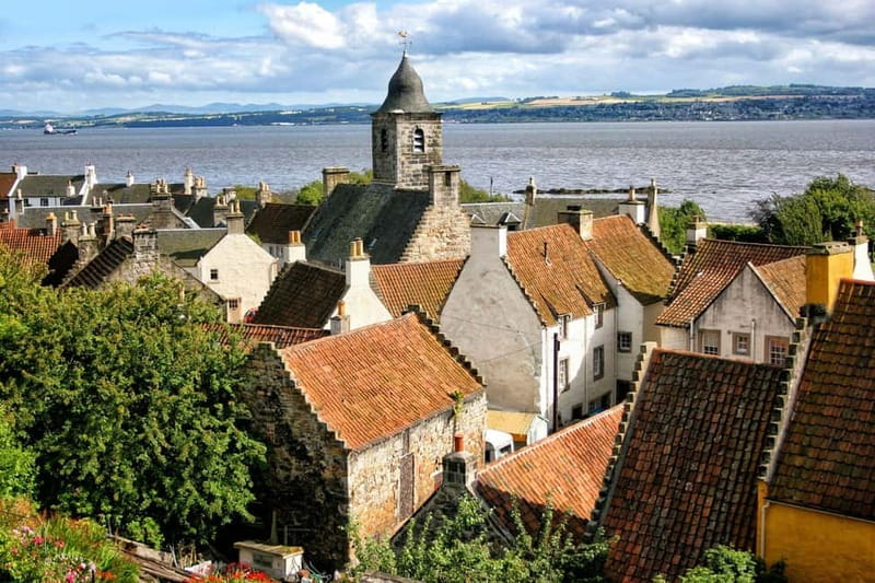 From Glasgow: Outlander Castles and The Scottish Countryside - Falkland gives you 1940s Inverness